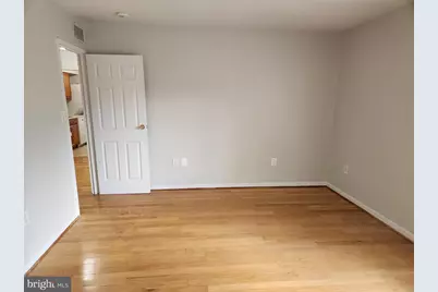 6932 Hanover Parkway #303, Greenbelt, MD 20770 - Photo 11