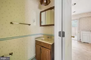 12801 Beaverdale Ln, Bowie, MD 20715 - Photo 39
