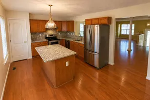 16417 Eves Ct, Bowie, MD 20716 - Photo 5