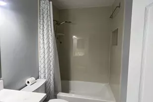 5102 Nantucket Rd, College Park, MD 20740 - Photo 9