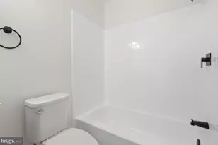 7211 Cross St, District Heights, MD 20747 - Photo 23