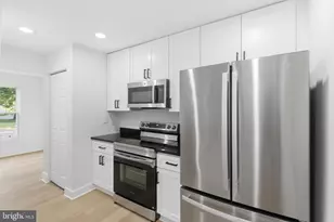 7621 Ingrid Pl, Landover, MD 20785 - Photo 9