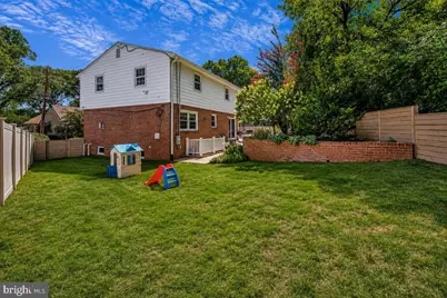 6212 Carrollton Terrace, Hyattsville, MD 20781 - Photo 5