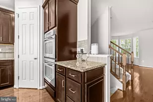 1733 Fernwood Dr, Upper Marlboro, MD 20774 - Photo 9