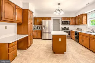 5802 Bost Ln, Clinton, MD 20735 - Photo 11