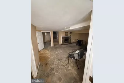 5818 Black Hawk Drive, Oxon Hill, MD 20745 - Photo 9