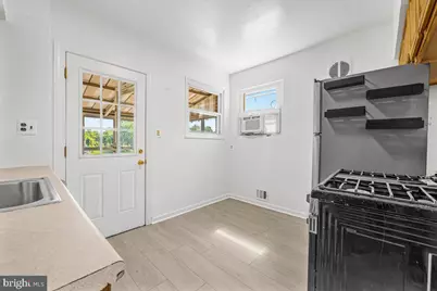 1814 Longford Drive, Hyattsville, MD 20782 - Photo 17