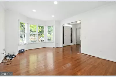 9317 Hobart Street, Springdale, MD 20774 - Photo 5