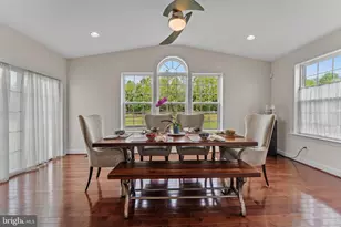 12904 Walkers Ln, Bowie, MD 20721 - Photo 15