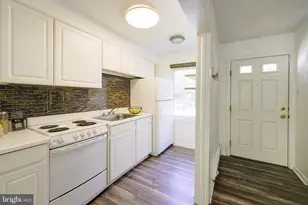 59 Ridge Rd, Greenbelt, MD 20770 - Photo 3