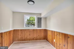 7536 Abbington Dr, Oxon Hill, MD 20745 - Photo 17