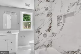 7536 Abbington Dr, Oxon Hill, MD 20745 - Photo 27