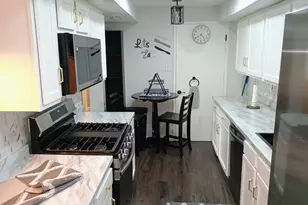 10210 Prince Pl, Upper Marlboro, MD 20774 - Photo 9