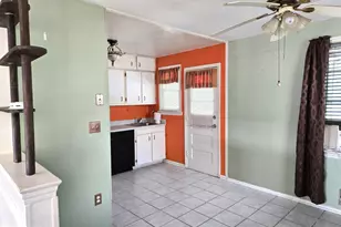 6305 Kenilworth Ave, Riverdale, MD 20737 - Photo 7