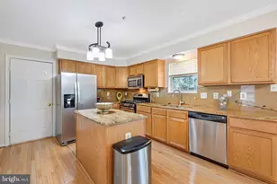 7400 Guazor Ct, Temple Hills, MD 20748 - Photo 5