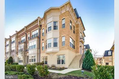 500 Rampart Way #2, Oxon Hill, MD 20745 - Photo 1
