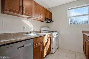 3823 Hamilton St, Hyattsville, MD 20781 - Photo 7
