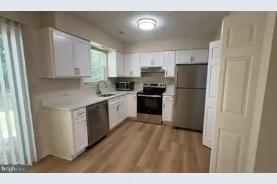 2431 W Rosecroft Village Circle, Oxon Hill, MD 20745 - Photo 3