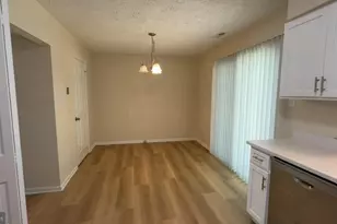 2431 W Rosecroft Village Cir, Oxon Hill, MD 20745 - Photo 5