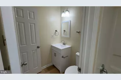 2431 W Rosecroft Village Circle, Oxon Hill, MD 20745 - Photo 9