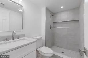 4910 66th Ave, Hyattsville, MD 20784 - Photo 19