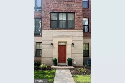 532 Harborview Dr., Oxon Hill, MD 20745 - Photo 1