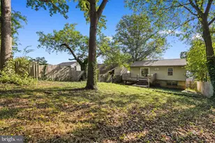 908 Cypresstree Pl, Capitol Heights, MD 20743 - Photo 23