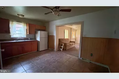 7215 Giddings Drive, Capitol Heights, MD 20743 - Photo 9