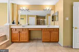 4409 Quanders Promise Dr, Bowie, MD 20720 - Photo 25