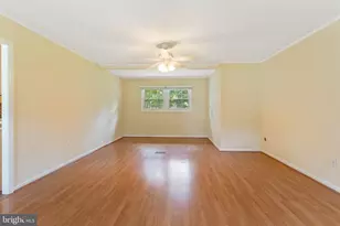 4819 Riverton Ln, Bowie, MD 20715 - Photo 9