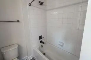 4906 Crest View Dr, Hyattsville, MD 20782 - Photo 17