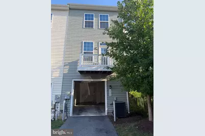 4906 Crest View Drive, Hyattsville, MD 20782 - Photo 3
