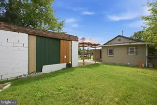 809 Eastern Ave, Fairmount Heights, MD 20743 - Photo 23