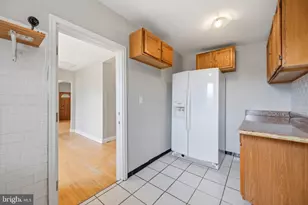 809 Eastern Ave, Fairmount Heights, MD 20743 - Photo 11