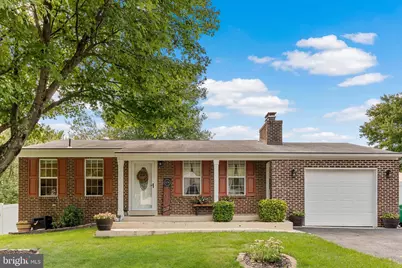 8805 Rosanne Court, Clinton, MD 20735 - Photo 5