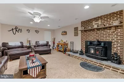 8805 Rosanne Court, Clinton, MD 20735 - Photo 13