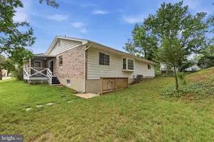 7902 Claudia Dr, Oxon Hill, MD 20745 - Photo 39