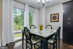520 Harborview Dr, Oxon Hill, MD 20745 - Photo 9