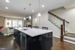 520 Harborview Dr, Oxon Hill, MD 20745 - Photo 11
