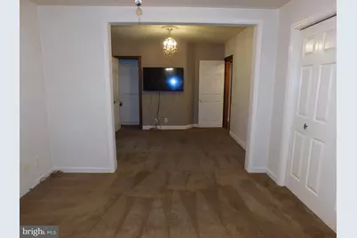 4929 Hollywood Road, College Park, MD 20740 - Photo 7