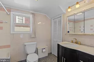 4022 36th St, Mount Rainier, MD 20712 - Photo 9