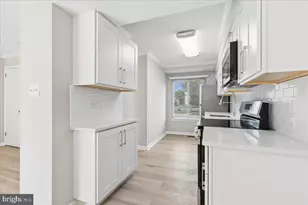 15644 Millbrook Ln, Laurel, MD 20707 - Photo 17