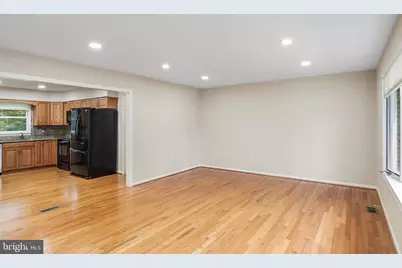 11201 Cedar Lane, Beltsville, MD 20705 - Photo 9