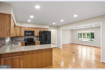 11201 Cedar Lane, Beltsville, MD 20705 - Photo 11