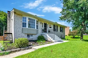 11819 Sylvia Dr, Clinton, MD 20735 - Photo 3