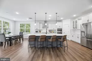 6807 Fountain Pk Dr, Glenn Dale, MD 20769 - Photo 19