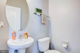 5408 Hartfield Ave, Suitland, MD 20746 - Photo 17