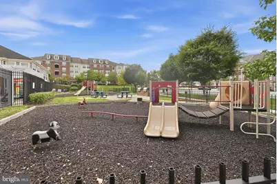 5610 Capital Gateway Drive, Suitland, MD 20746 - Photo 29
