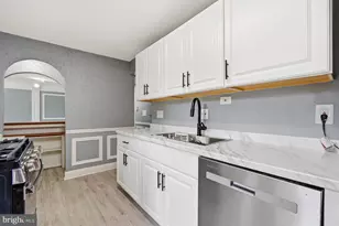 3346 Huntley Square, Temple Hills, MD 20748 - Photo 19