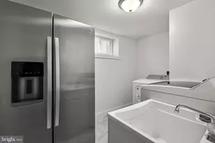 4810 Delaware St, College Park, MD 20740 - Photo 13